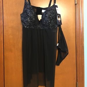 Delta Burke Black/Silver Negligee Set